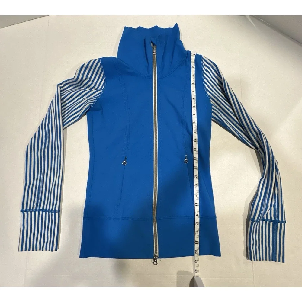 Lululemon Yoga Jacket  Full Zip Jacket Blue White Solid/stripe Size 2